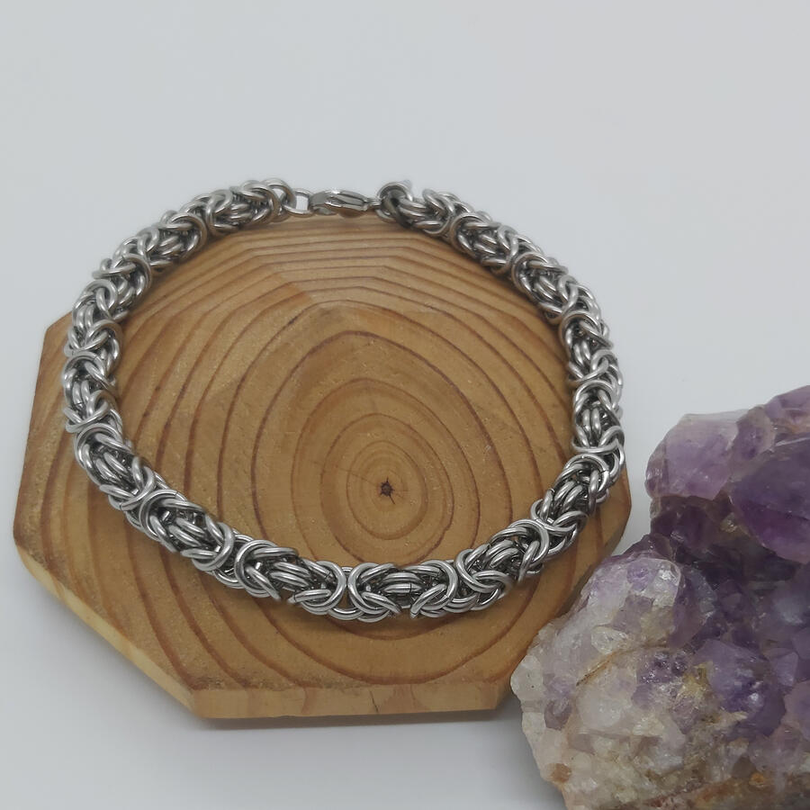 Byzantine Weave bracelet, made with stainless steel rings.