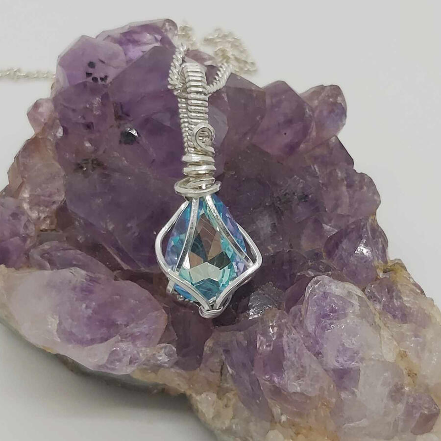 Faceted teardrop shaped &quot;Aurora Crystal&quot; (glass)