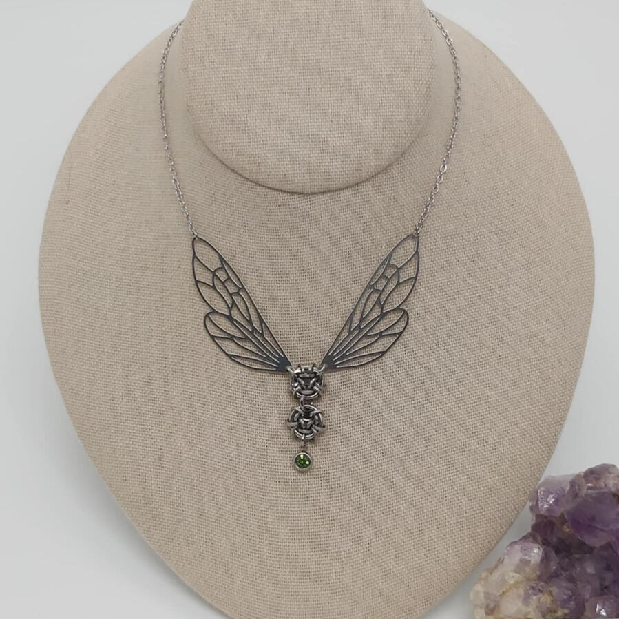 Hoodoo Flight, made with stainless steel.