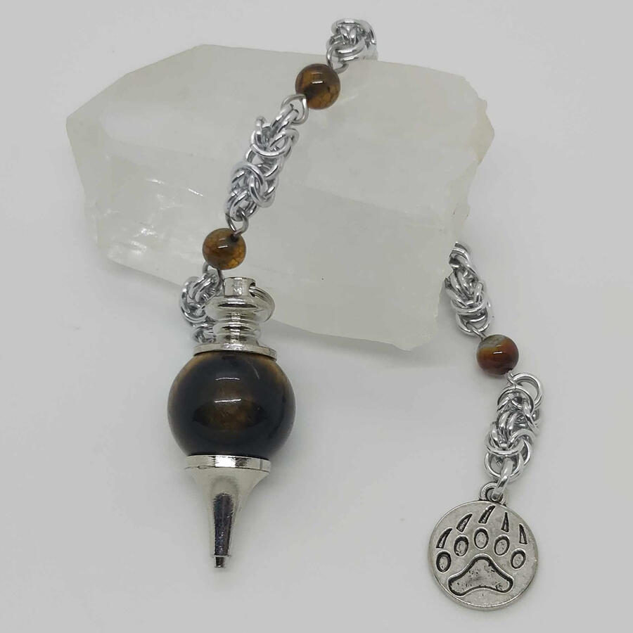 Pendulum, tiger&#39;s eye