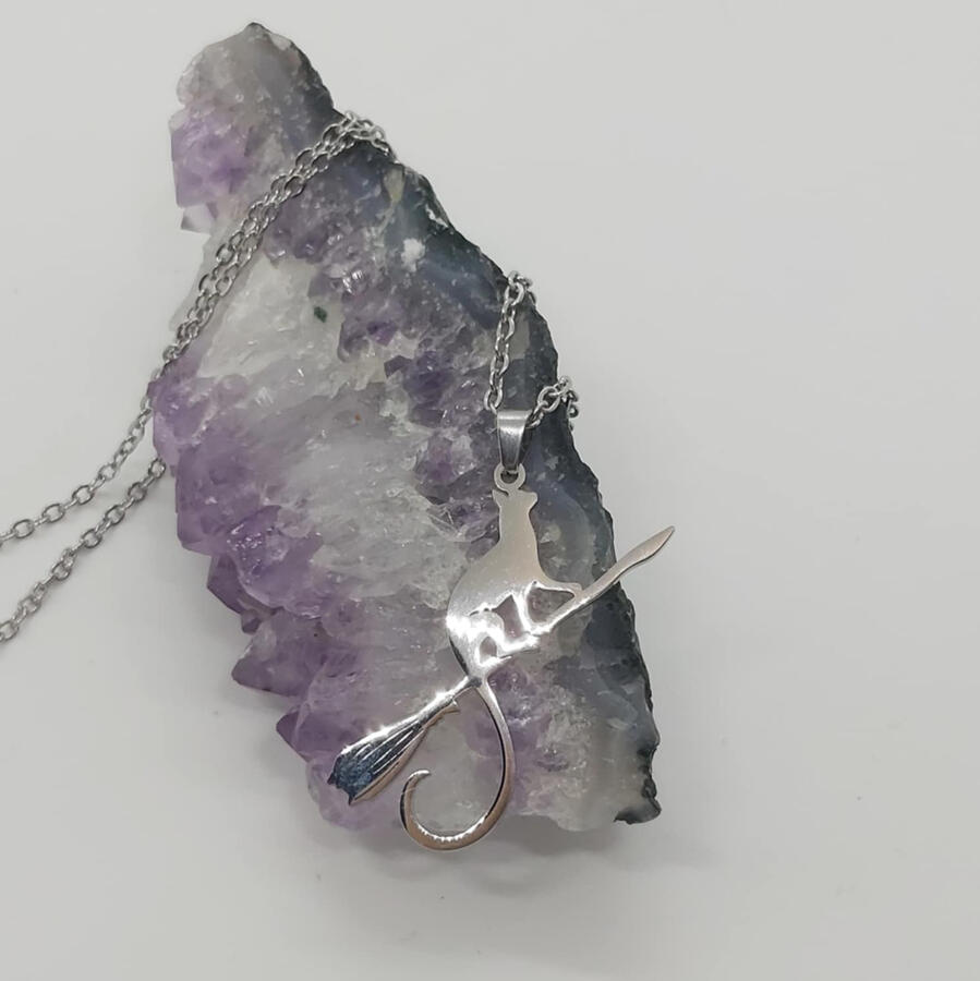 Necklace - familiar